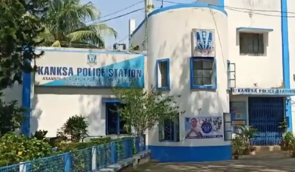 Police cars and guns stolen by looters